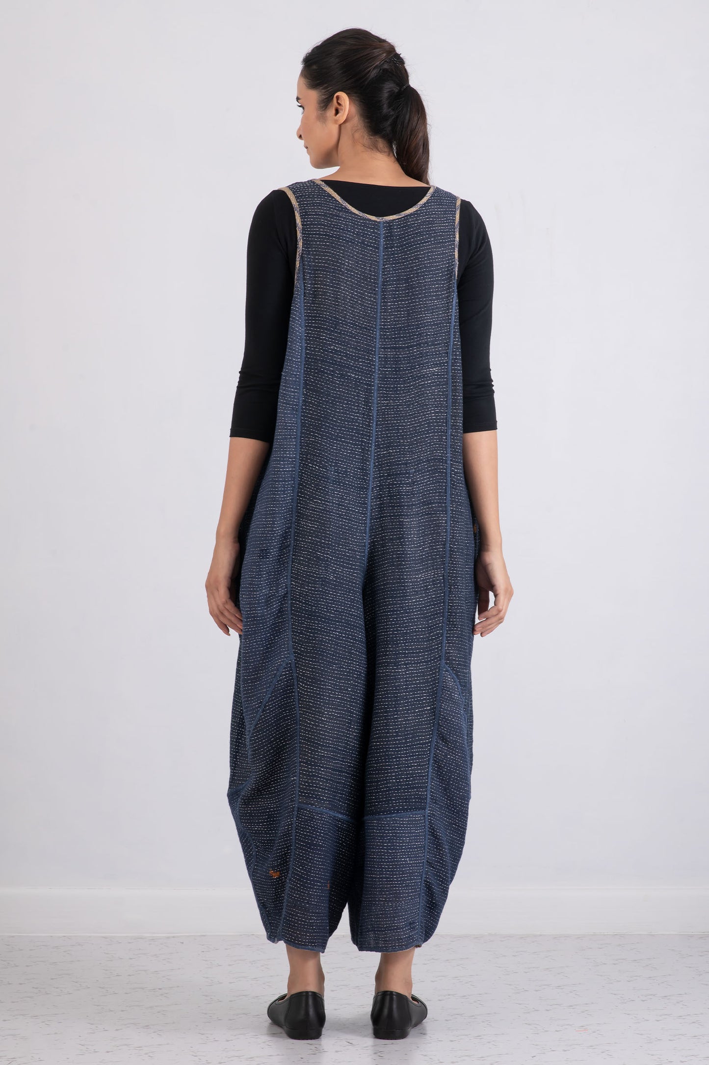 INDONESIAN PRINT VINTAGE INDIGO BACKING KANTHA V-NECK JUMPER