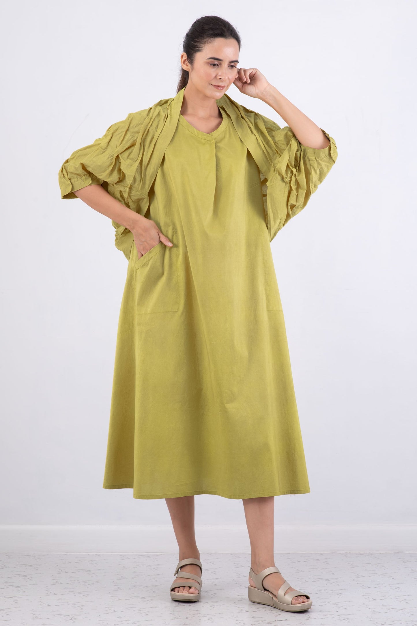 DYED COTTON SILK VOILE WAVY WAVY TUCK SHRUG