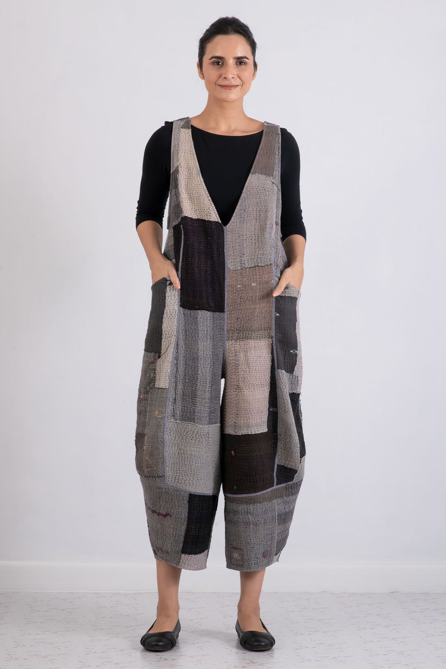 FRAYED PATCH KANTHA V-NECK JUMPER