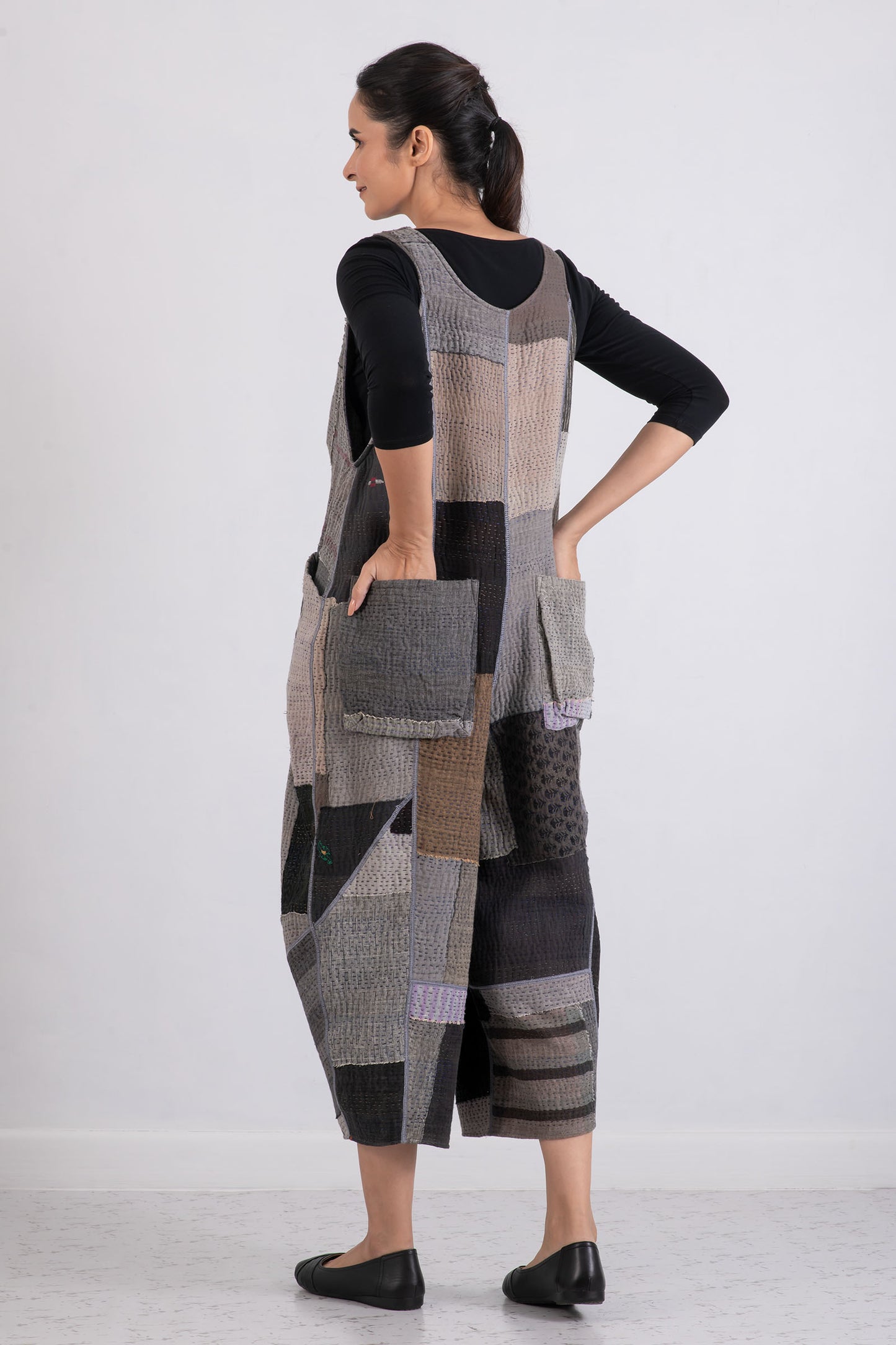 FRAYED PATCH KANTHA V-NECK JUMPER