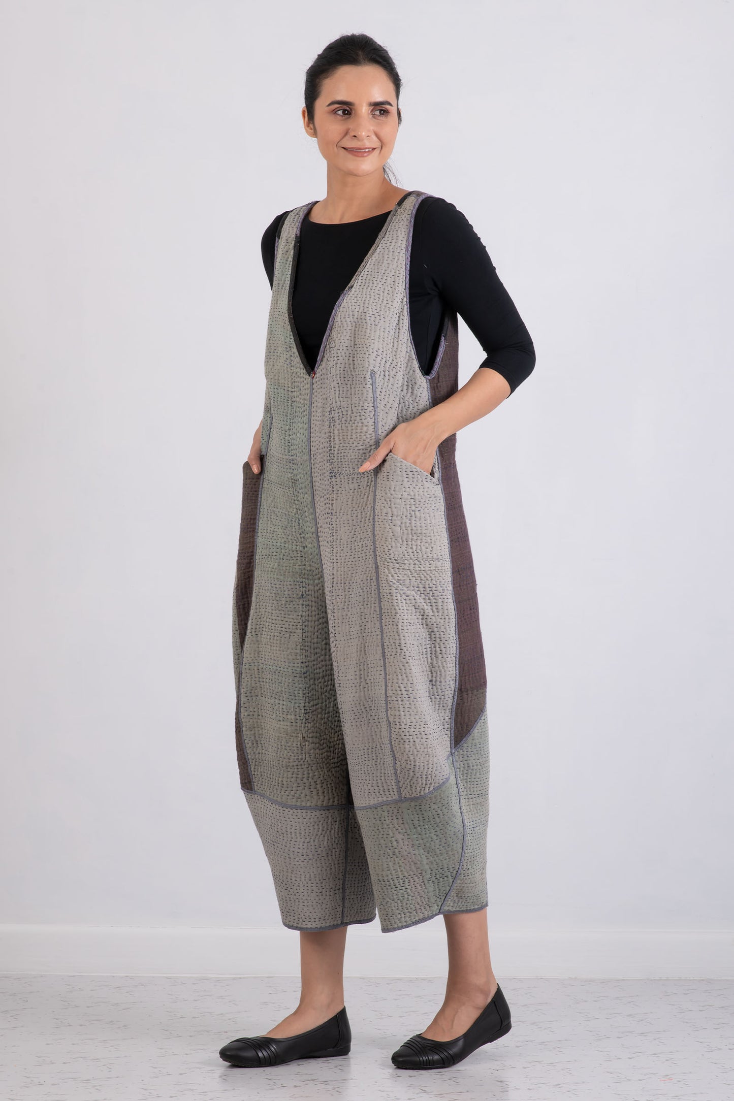 FRAYED PATCH KANTHA V-NECK JUMPER