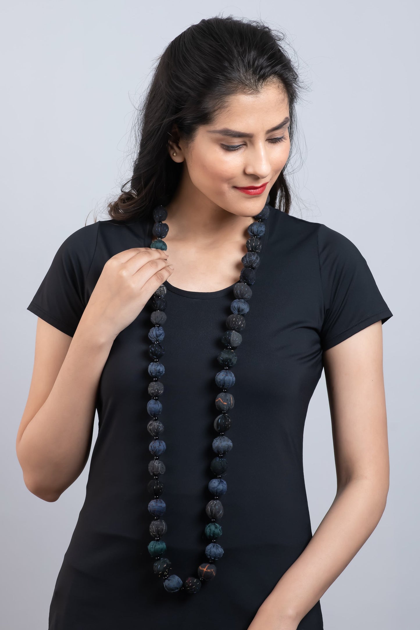 COTTON SILK SW PATCH KANTHA SMALL NUTS LONG NECKLACE