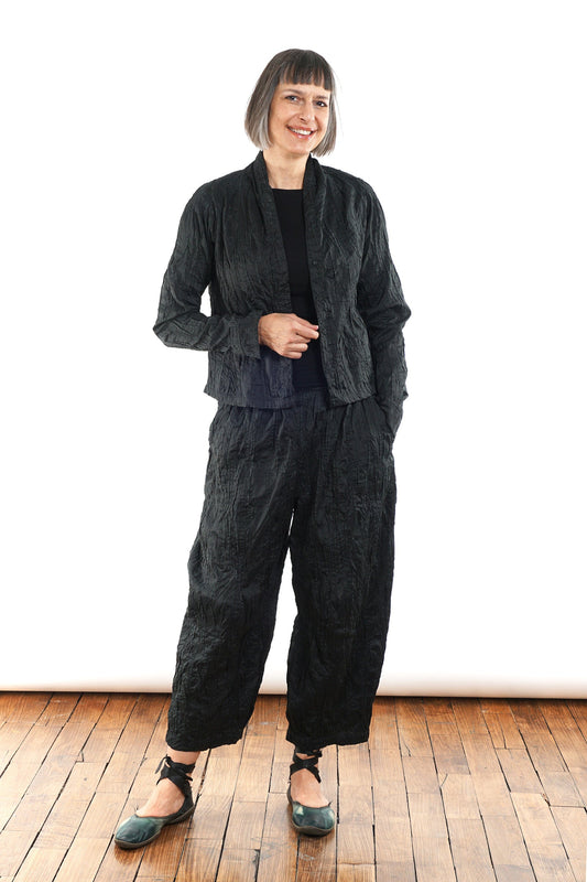 DYED COTTON SILK HEAVY VOILE RANDOM TUCK HIGH-NECK BLOUSE